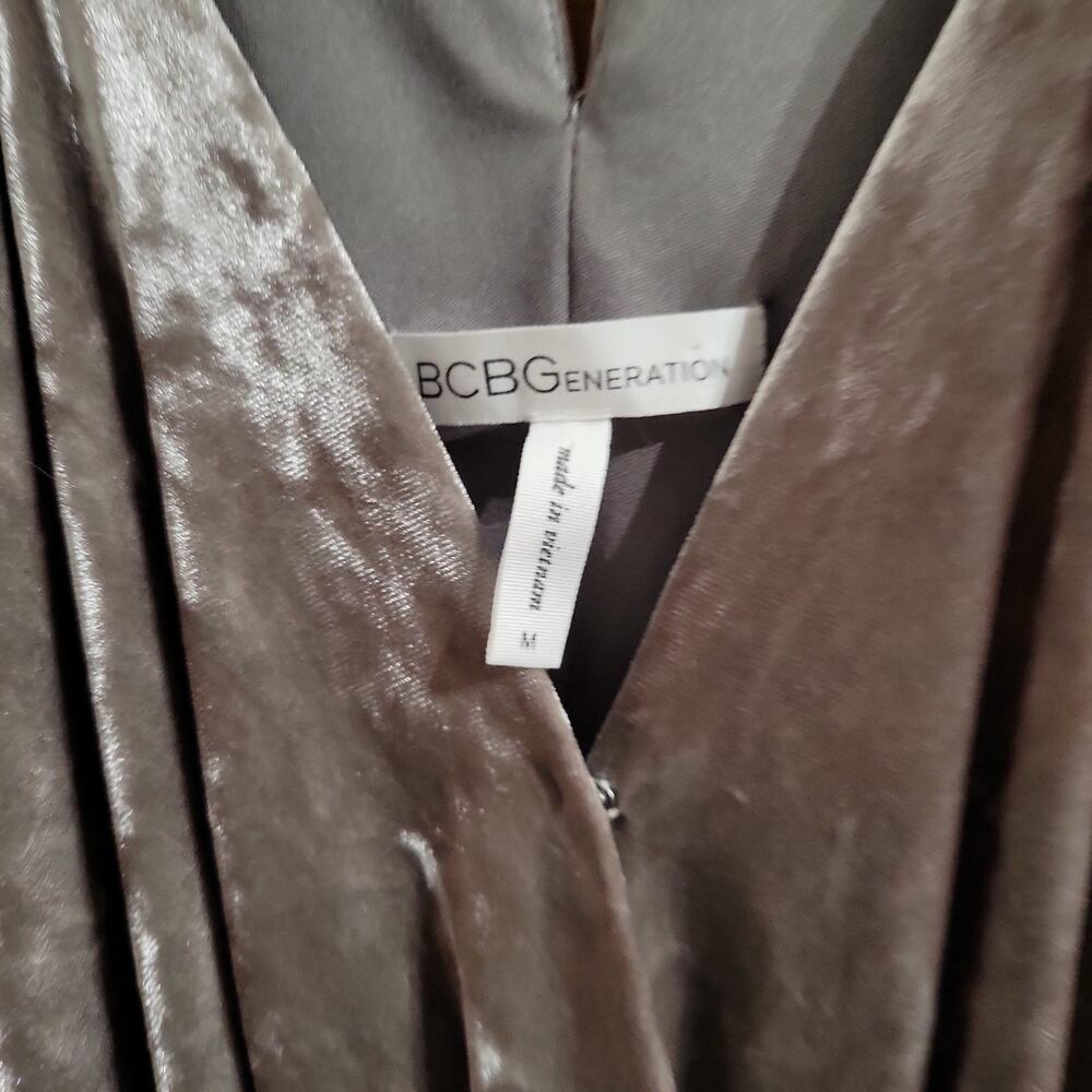 BCBG Enervation Silver Velvet Dress Size M - Picture 2 of 3